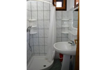 Rumeenia Chata Baraj Leşu, Eksterjöör